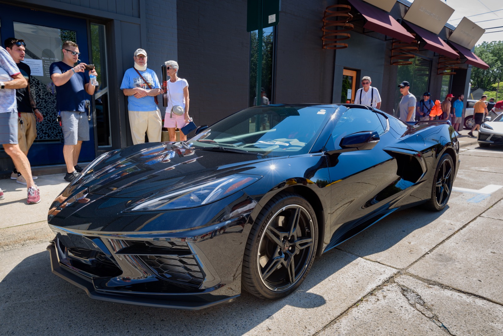 Chevrolet Corvette C8 blanche.