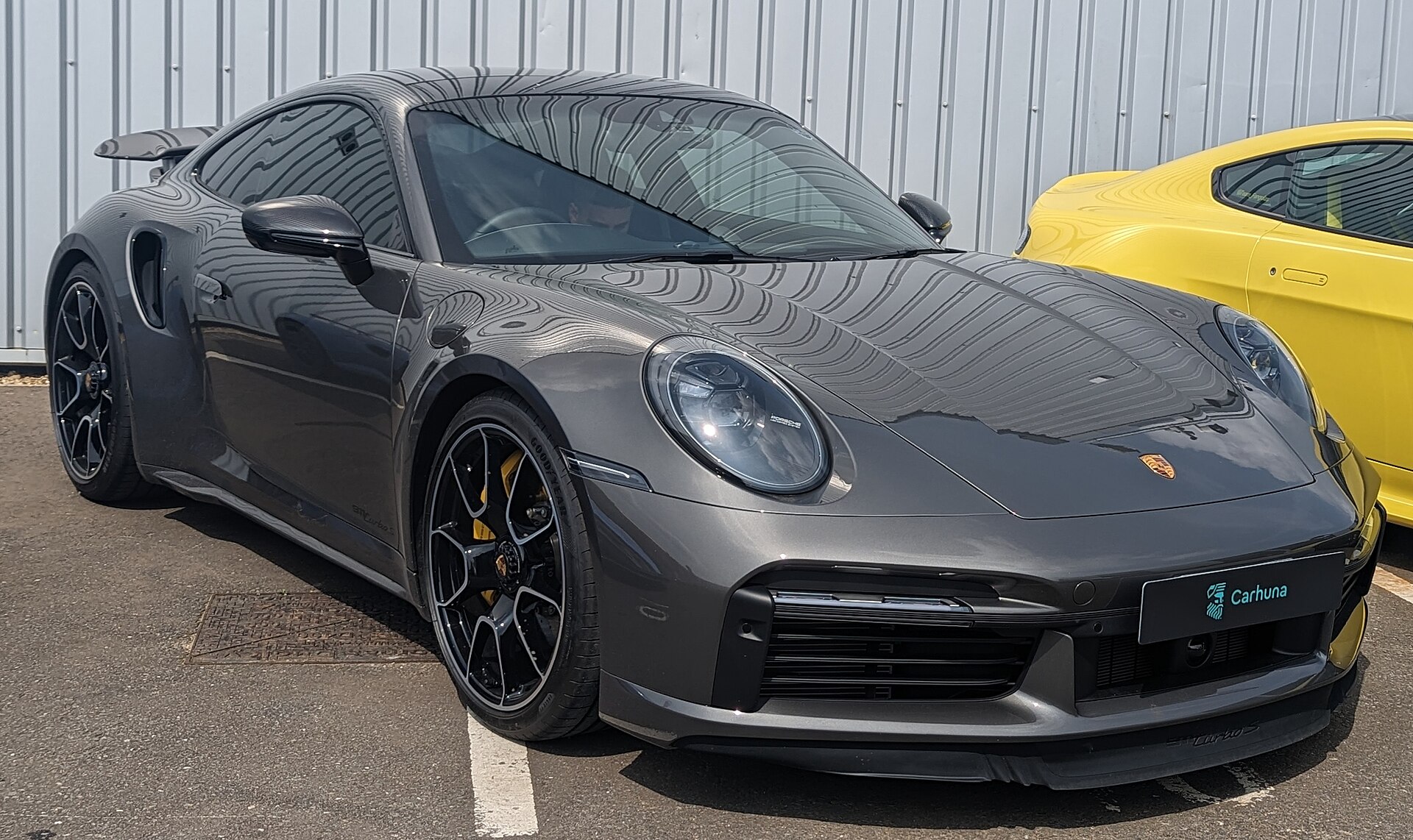 Porsche 911 Turbo S, exemple de sportive premium.